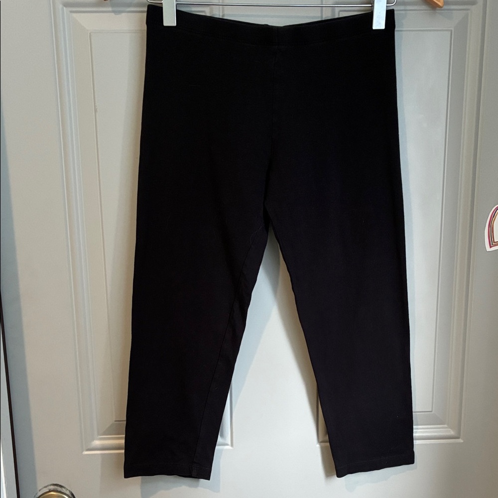 Black Capri leggings